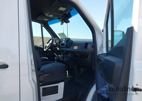 2022 Mercedes-Benz Sprinter 2500 High Roof I4 from USA, damaged, VIN W1Y40CHY0NT113610